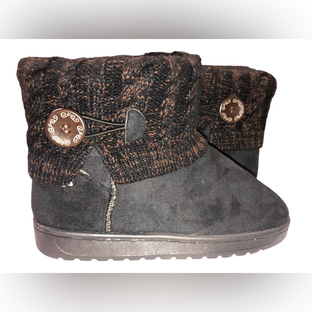 Womens size 7.5 brown boots